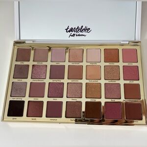 Tarte “tartlette full bloom” palette
